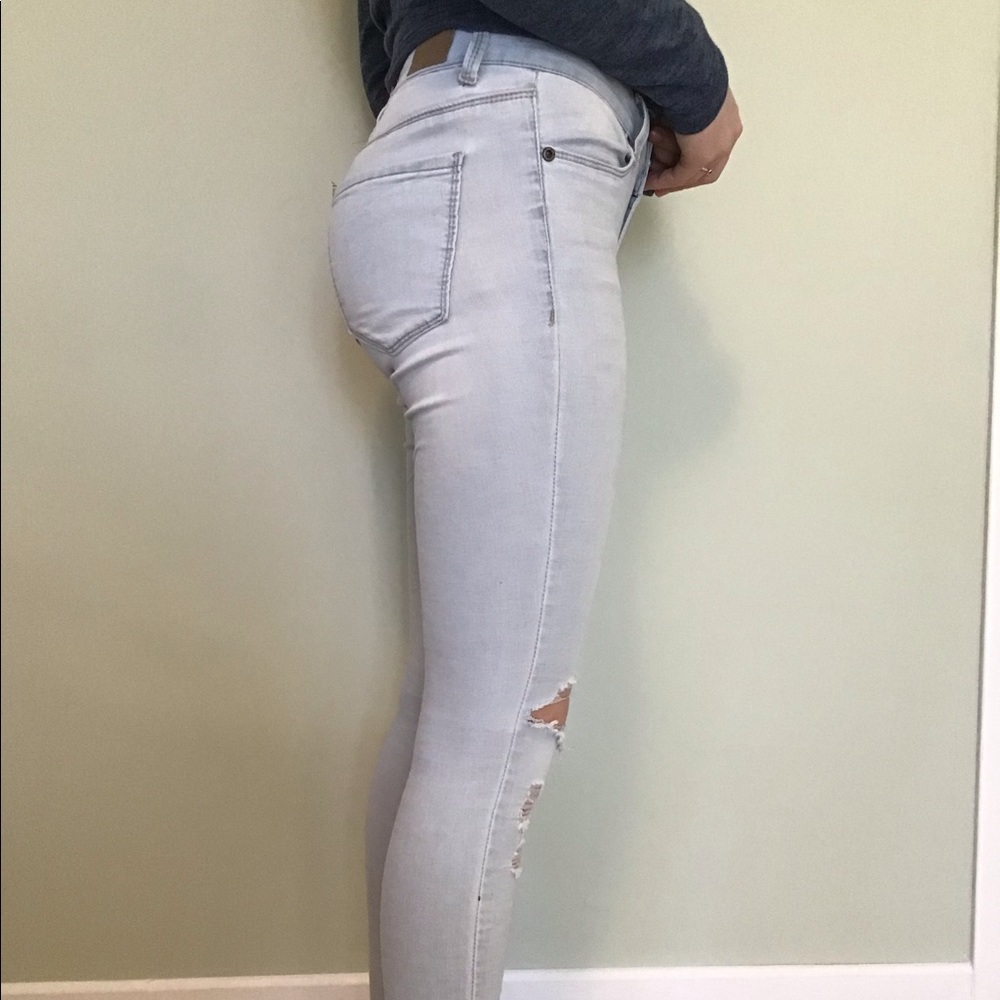 Jeans - Picture 3 of 5